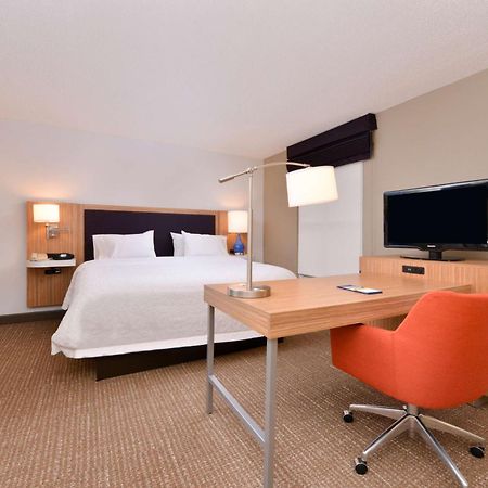 Hampton Inn & Suites By Hilton Plymouth Bagian luar foto