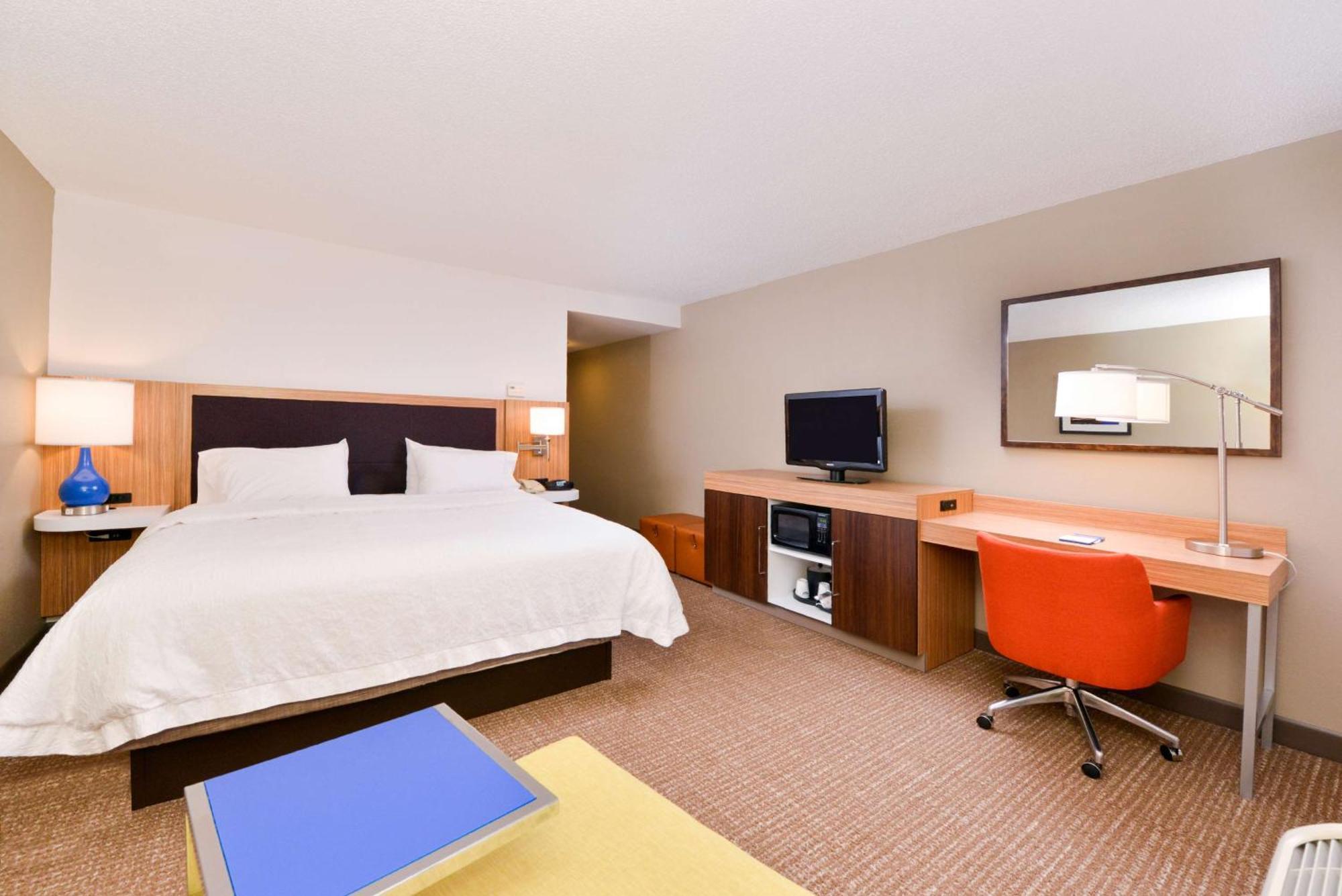 Hampton Inn & Suites By Hilton Plymouth Bagian luar foto
