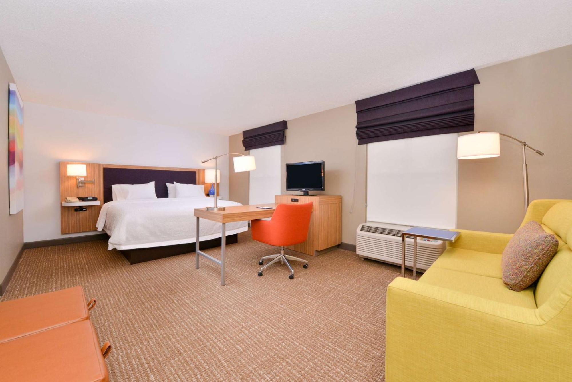 Hampton Inn & Suites By Hilton Plymouth Bagian luar foto