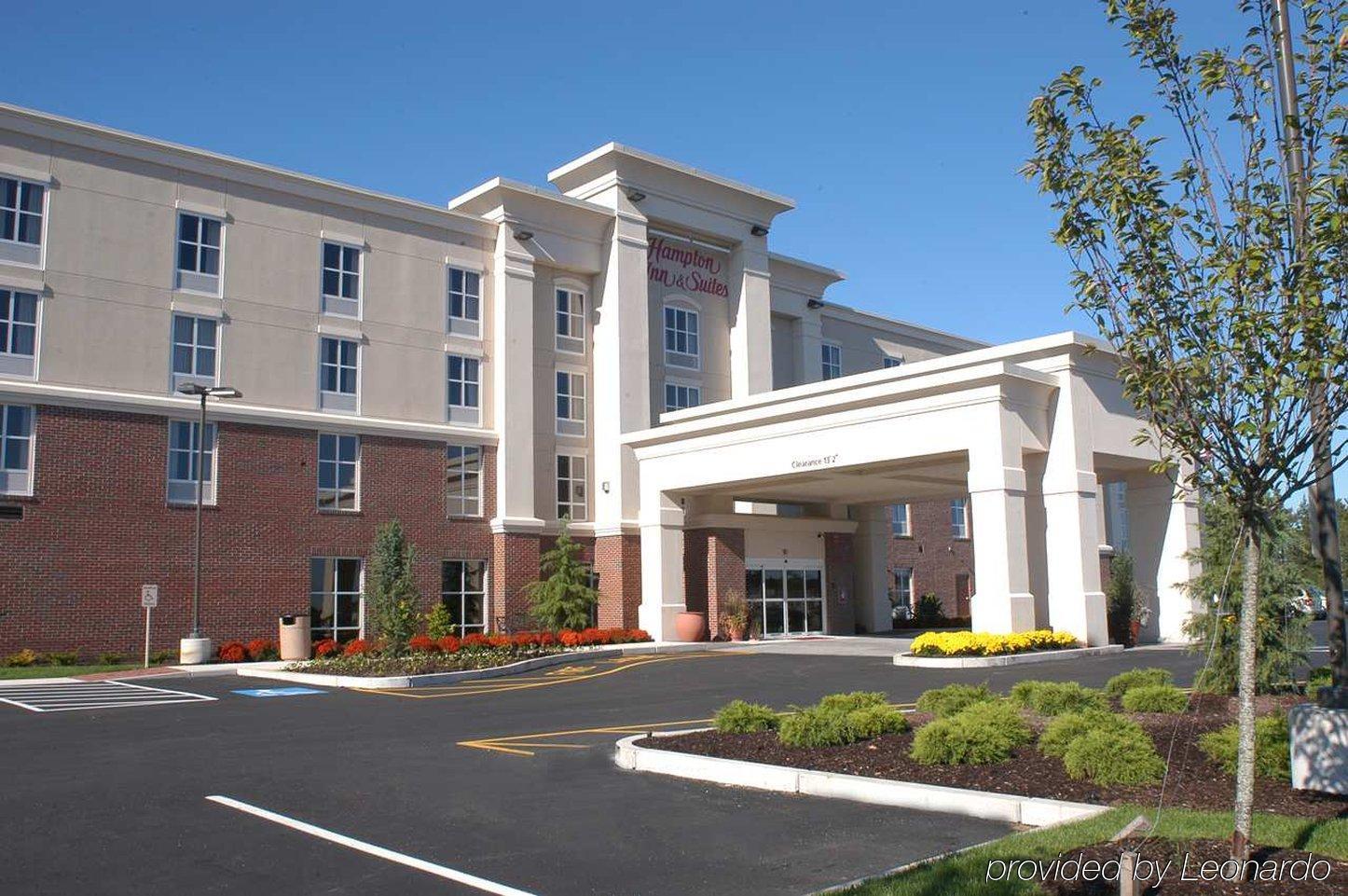 Hampton Inn & Suites By Hilton Plymouth Bagian luar foto