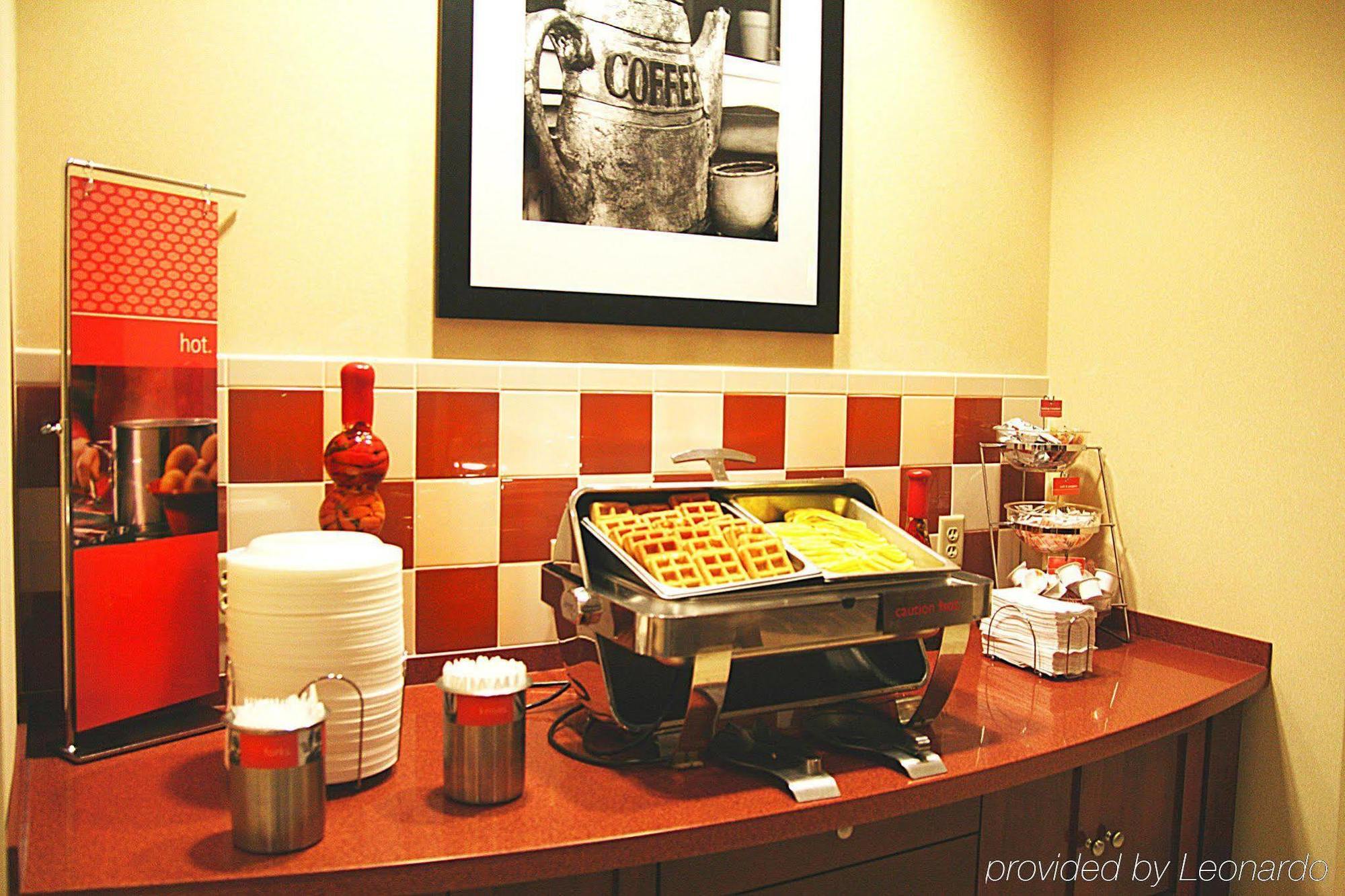 Hampton Inn & Suites By Hilton Plymouth Restoran foto