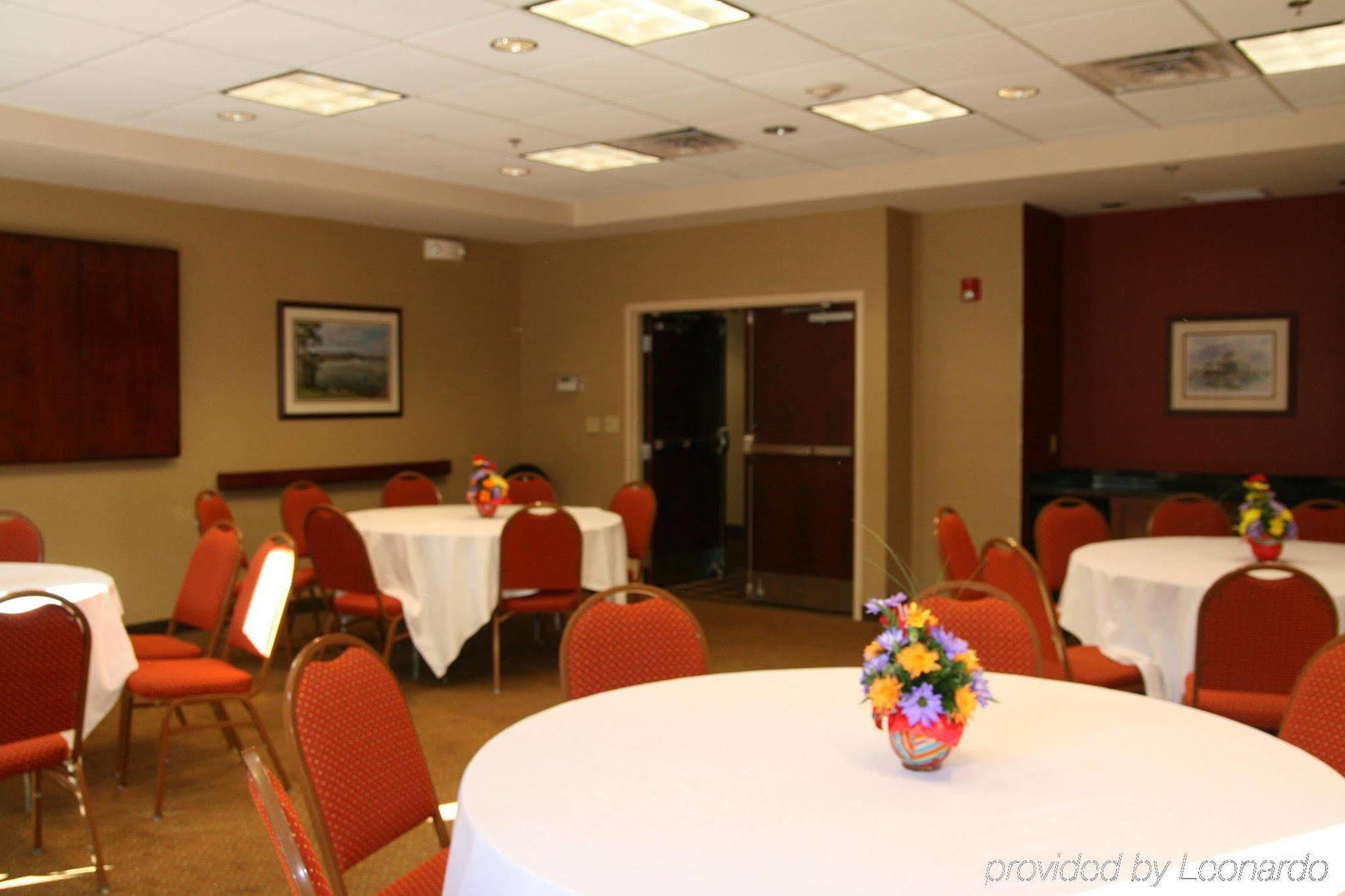 Hampton Inn & Suites By Hilton Plymouth Restoran foto